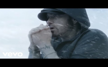 Eminem ft. Beyoncé - Walk on Water